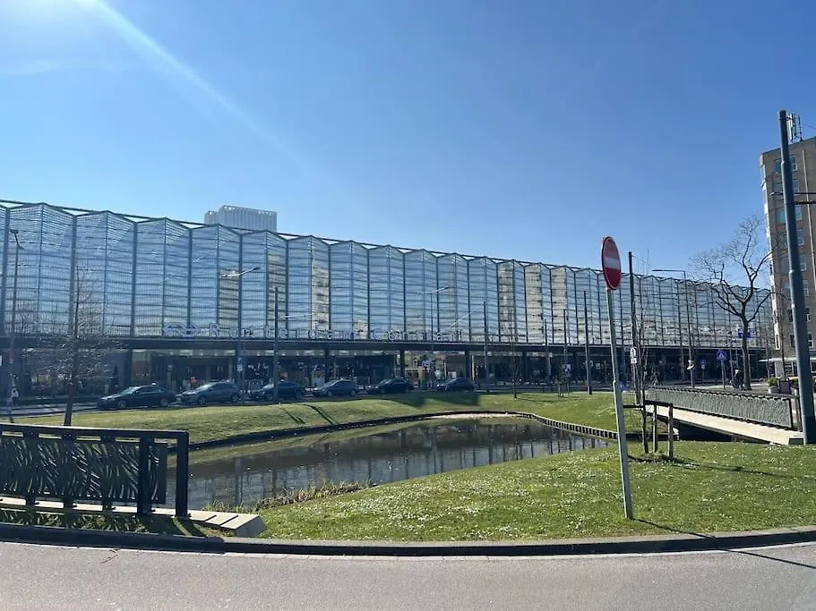 Rotterdam Inn Apartahotel