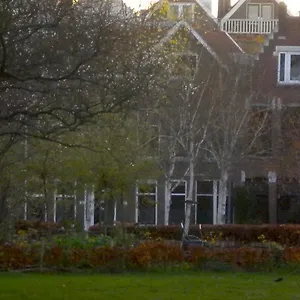 https://bed-breakfast-maria.amsterdamhotelsnl.com